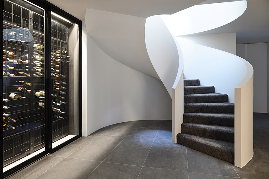 Bolton Avenue, Hampton