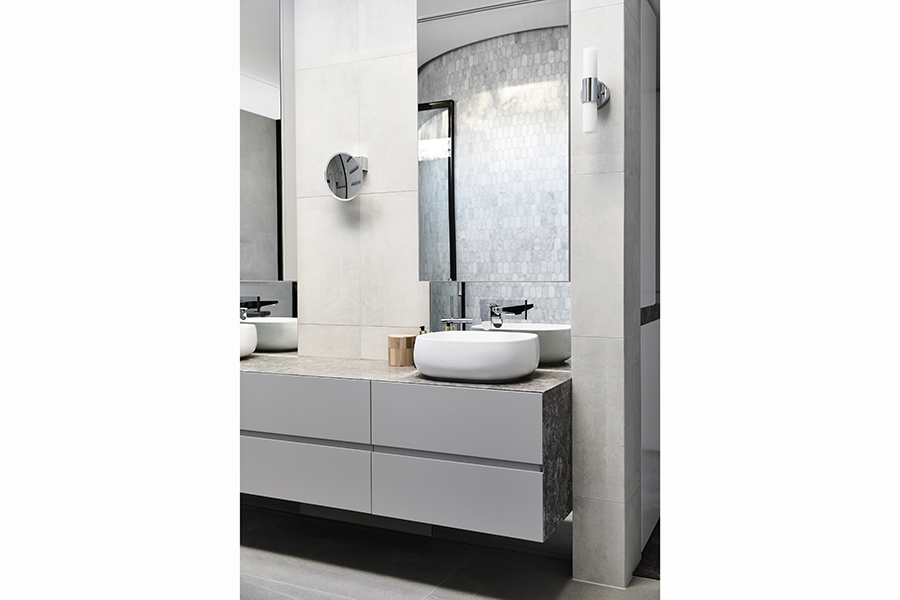 Bolton Avenue, Hampton