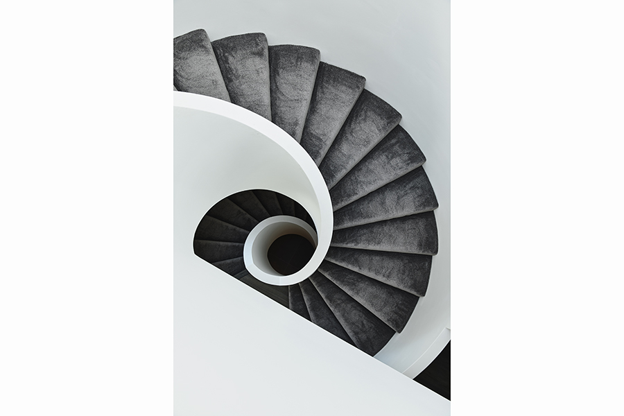 Bolton Avenue, Hampton