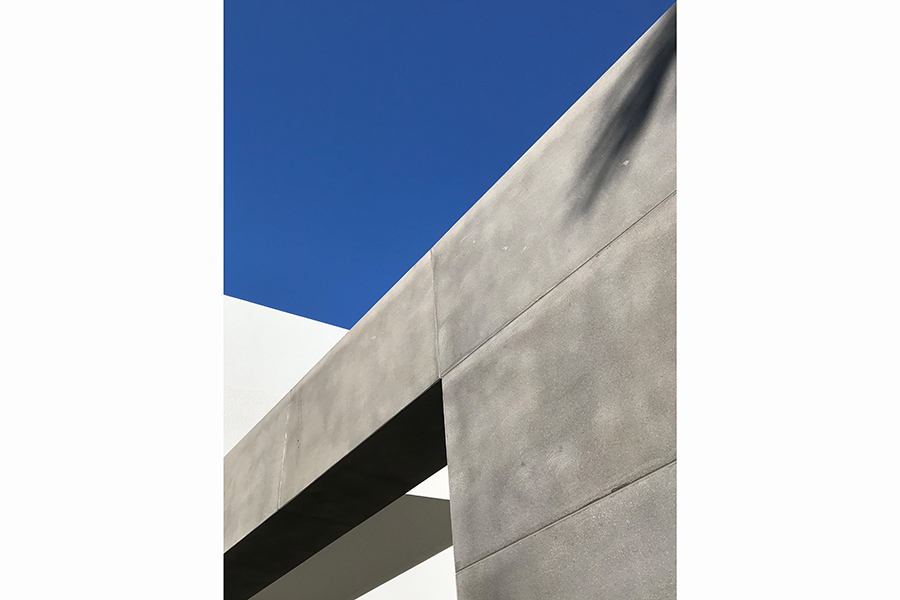 Bolton Avenue, Hampton