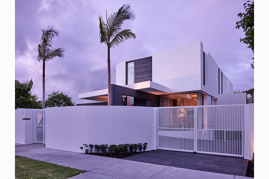 Bolton Avenue, Hampton