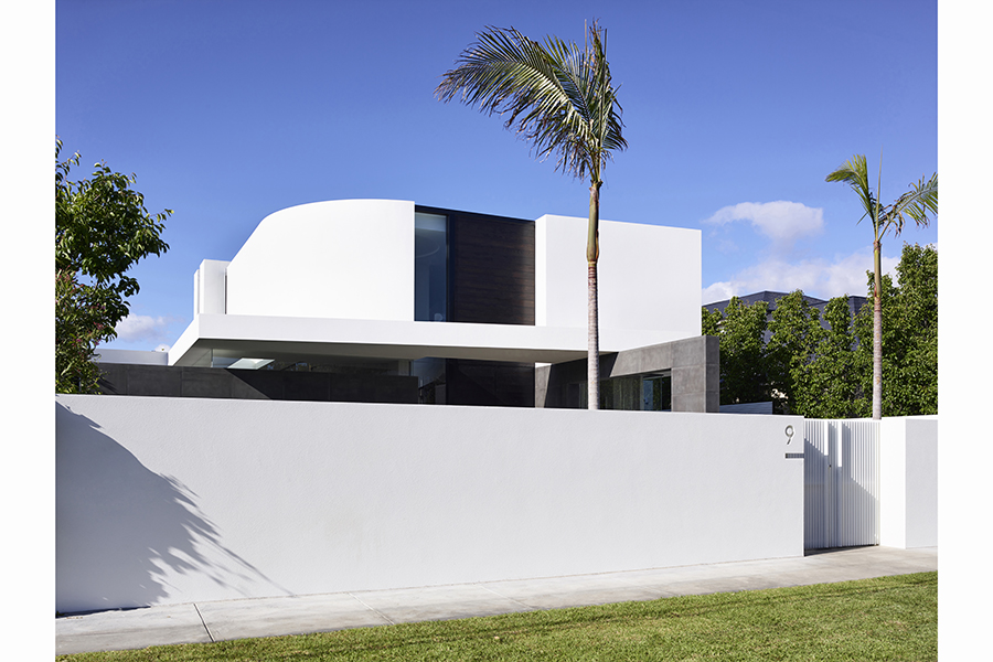 Bolton Avenue, Hampton