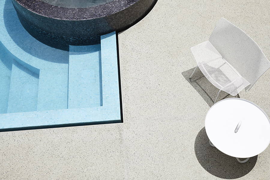 Bolton Avenue, Hampton