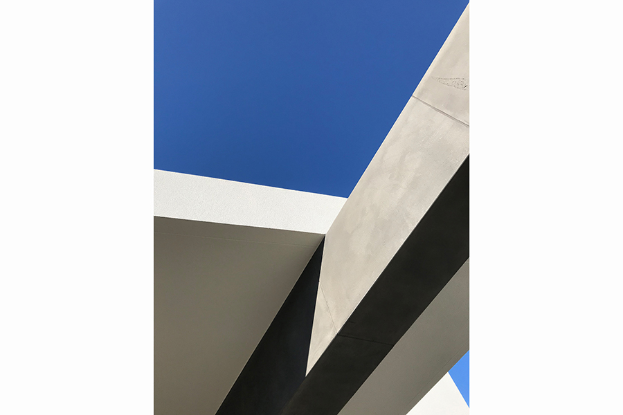 Bolton Avenue, Hampton